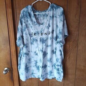 Friends TV Show Tie Dye Graphic Tee Size 30/32 Plus Blue Oversized Shirt